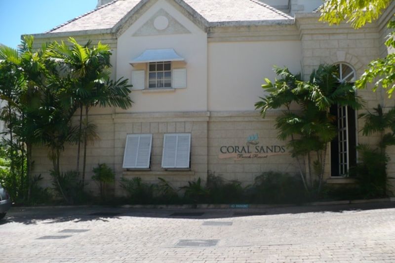 ברידג'טאון Coral Sands Beach Resort מראה חיצוני תמונה