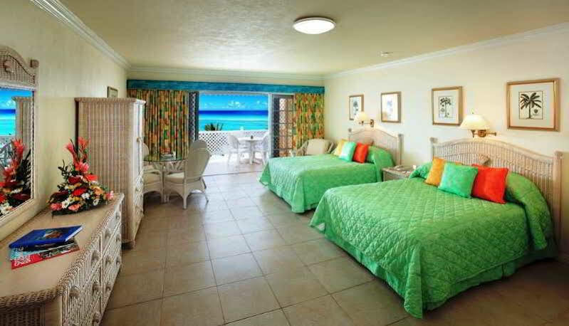 ברידג'טאון Coral Sands Beach Resort מראה חיצוני תמונה